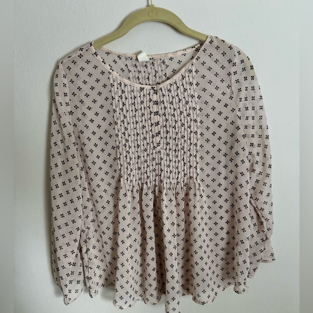 Old Navy light weight blouse!